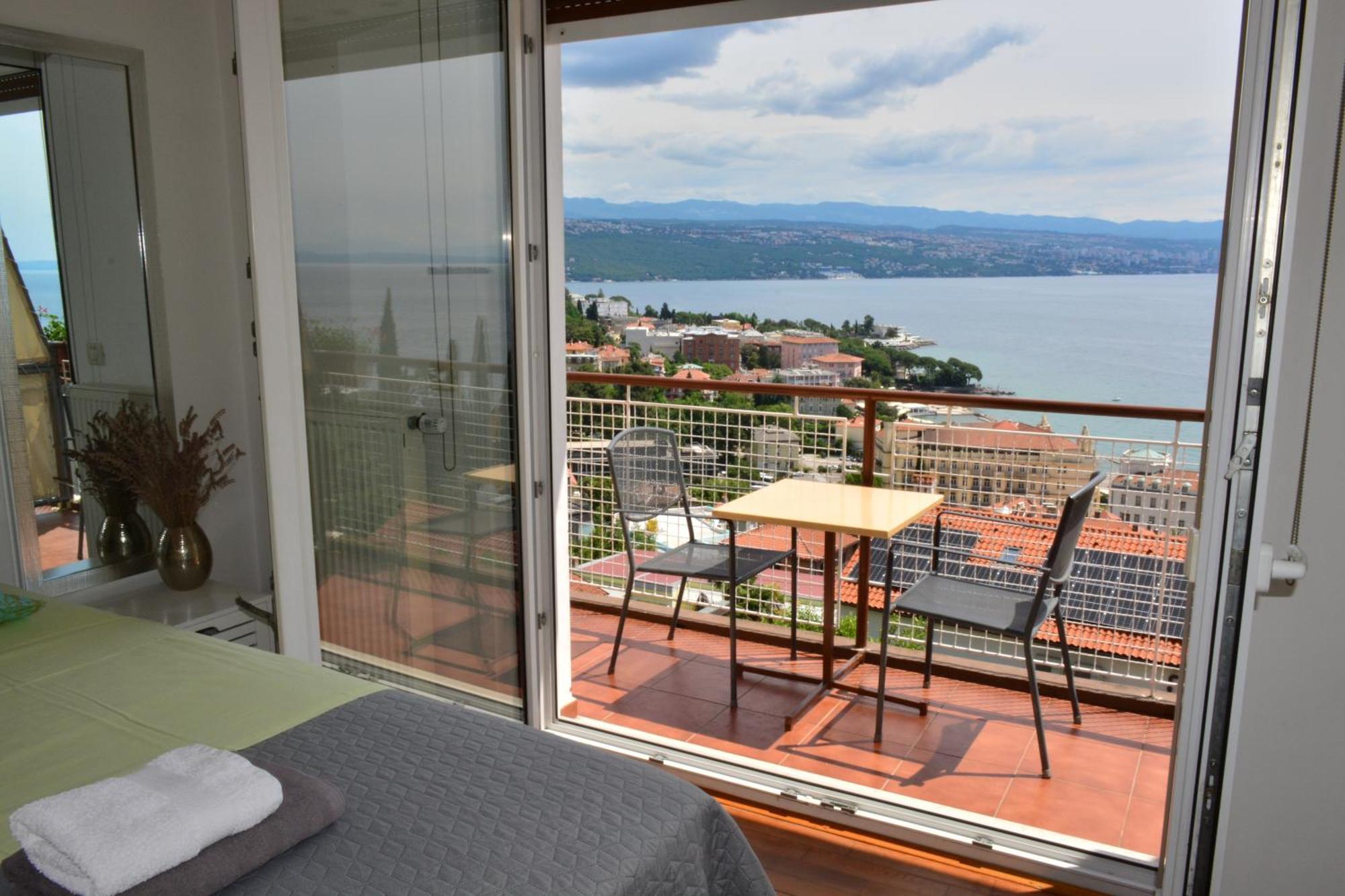 Apartments Zigulic Opatija Bagian luar foto