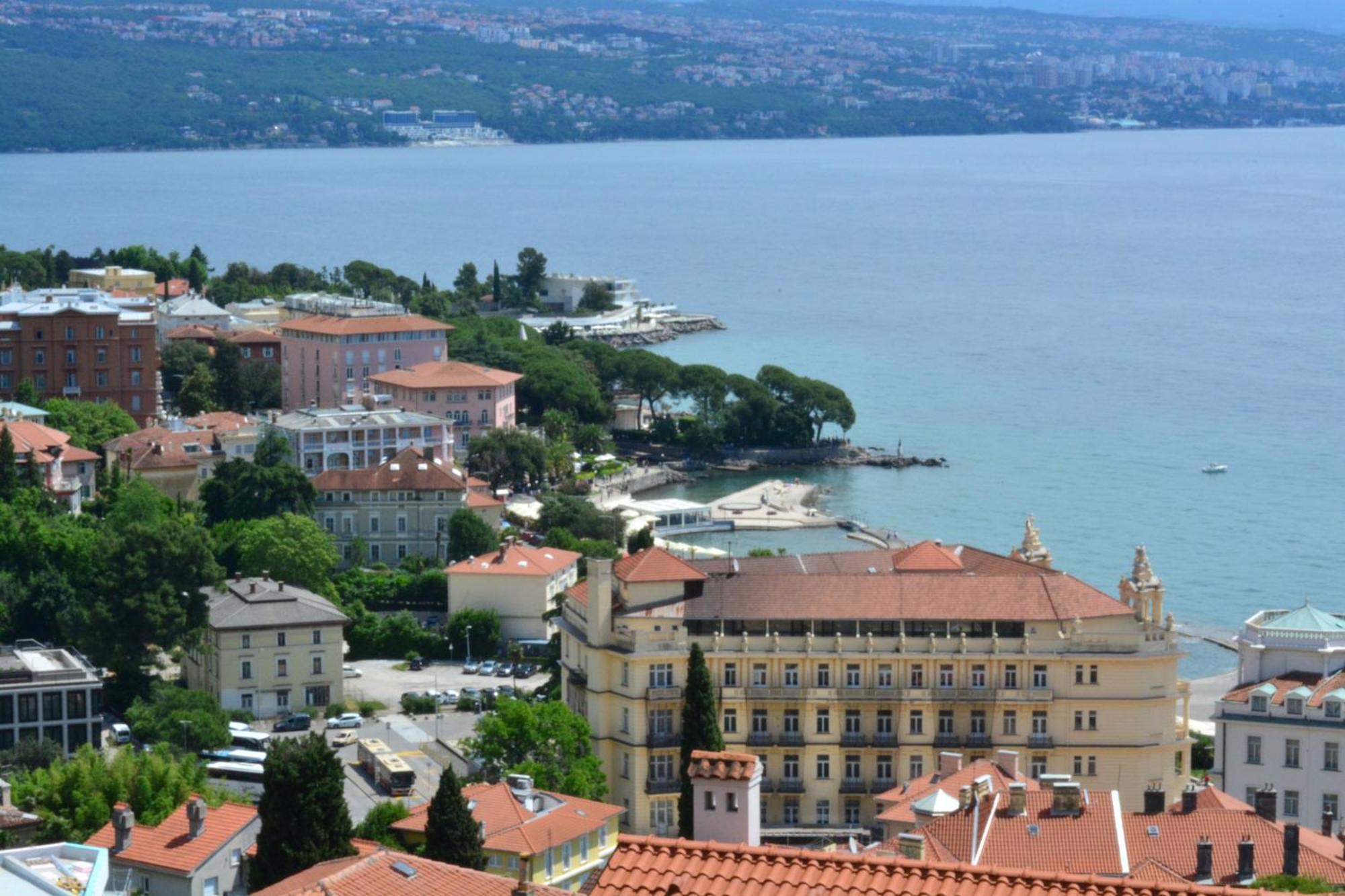 Apartments Zigulic Opatija Bagian luar foto